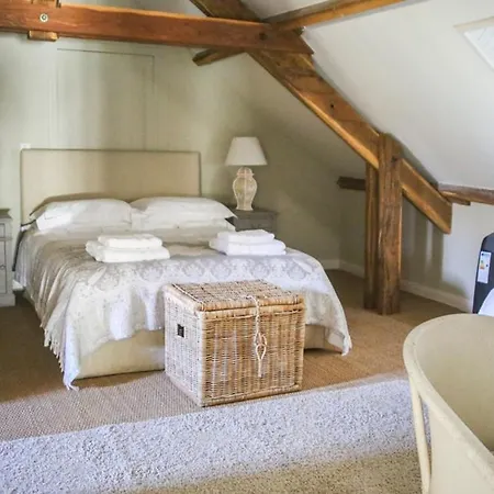 Villa Sleeps 14 Pool Air Con Wifi Tourtoirac
